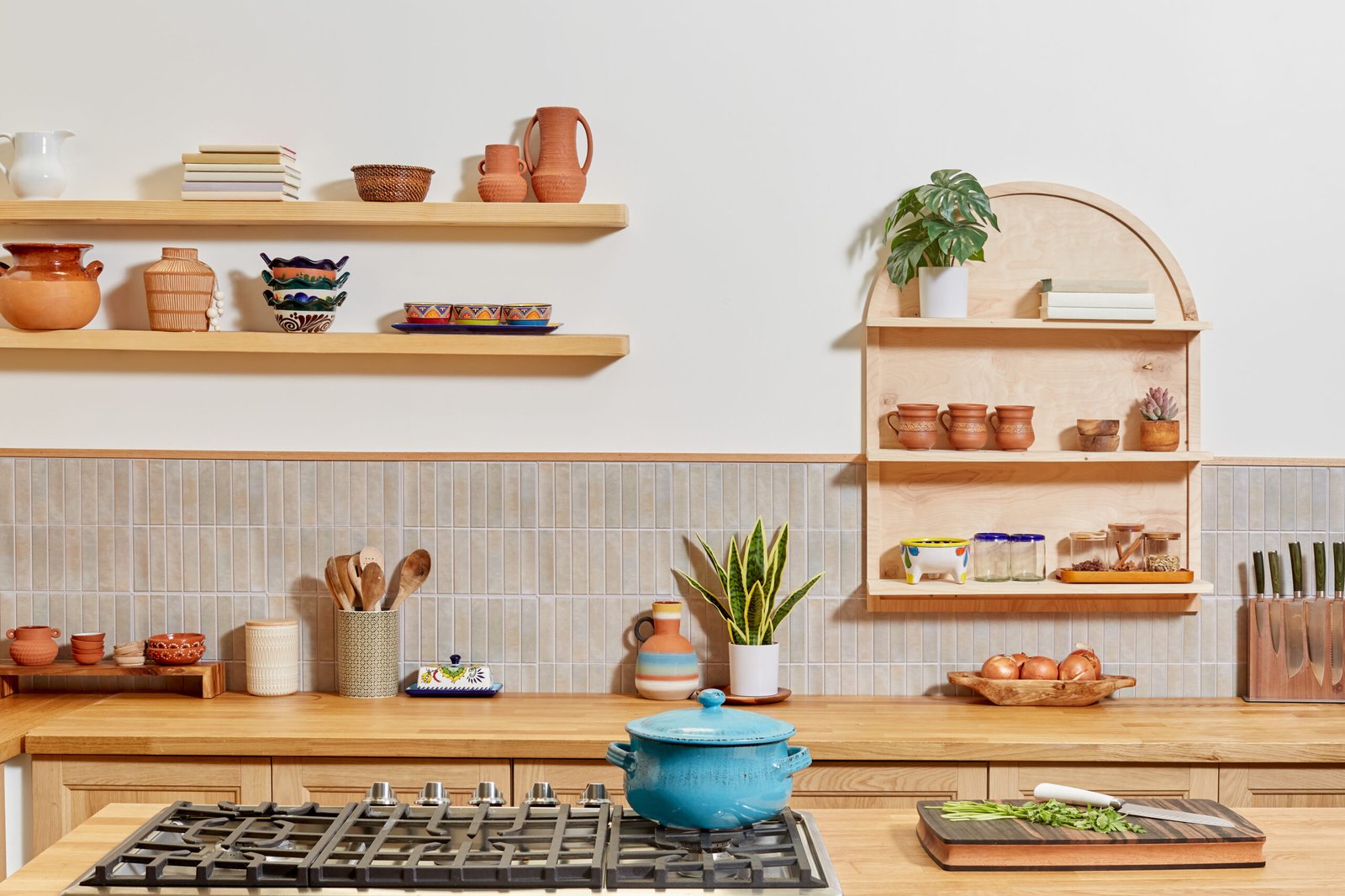 Bite Box Rental Studio Kitchen Set Organic 1